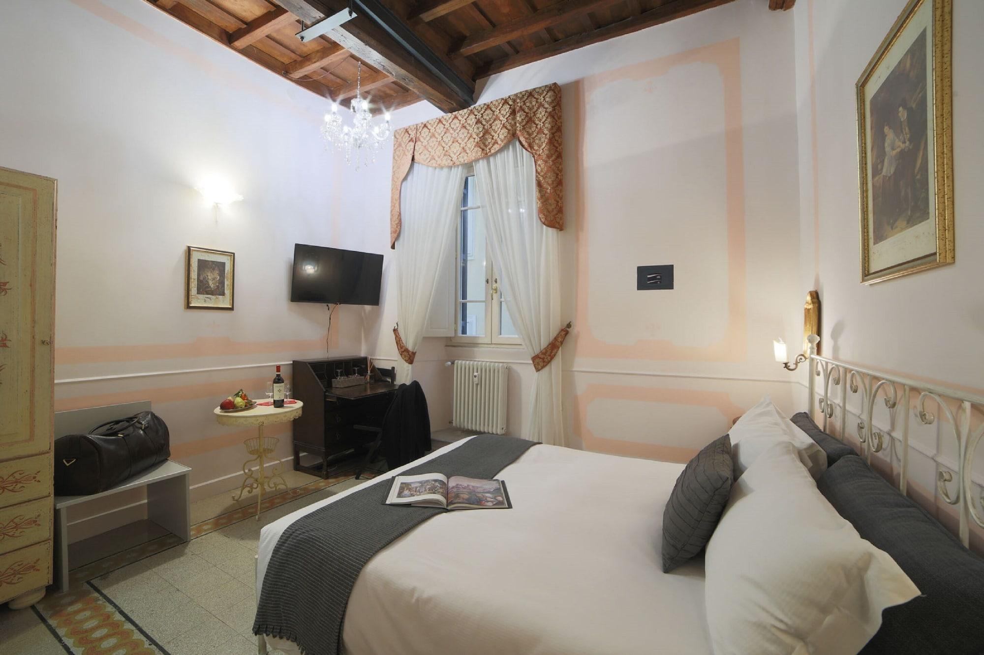 La Maison Dell'orologio Bed and breakfast 2*